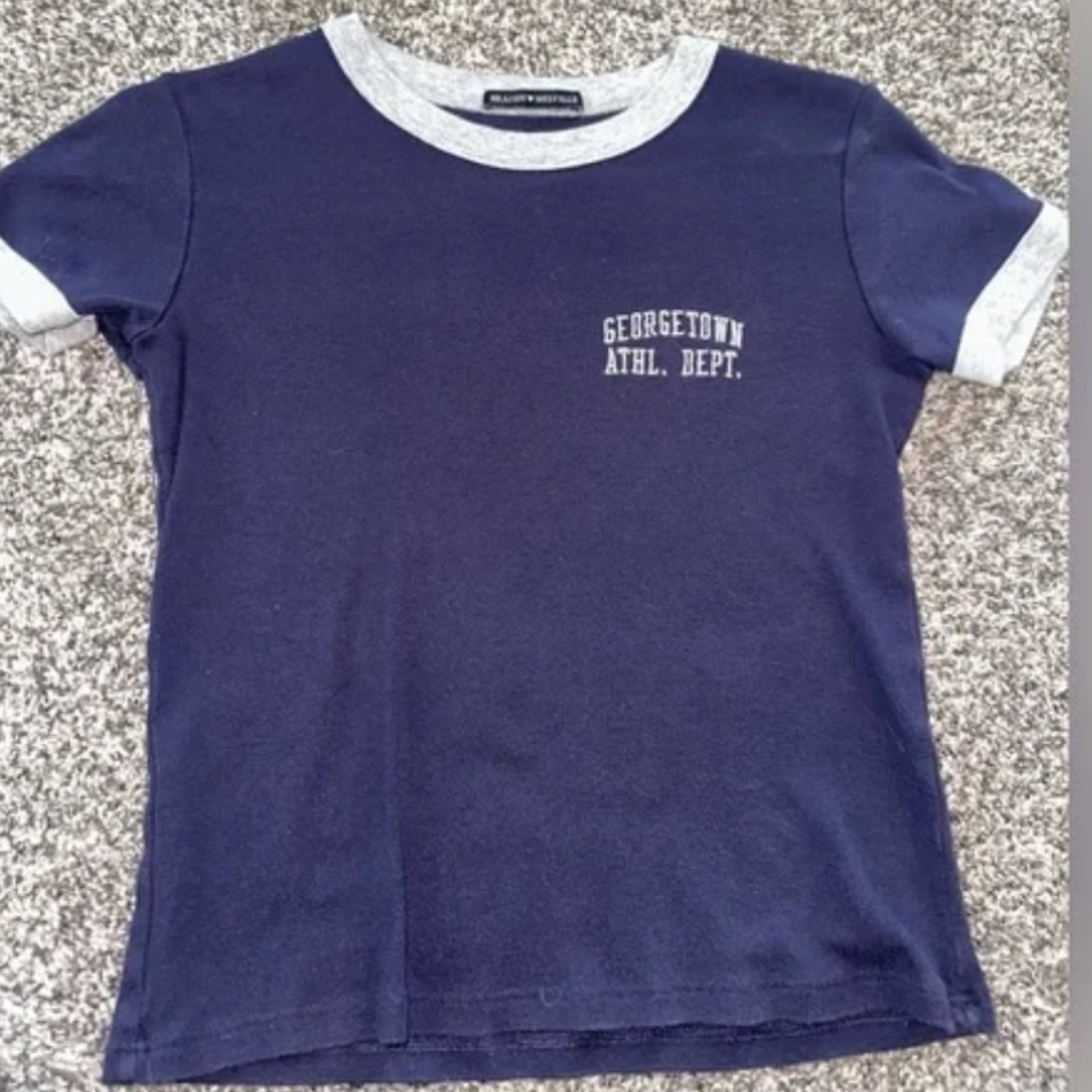 Brandy Melville Georgetown T-shirt